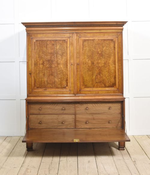 FIGURED WALNUT PRESS CUPBOARD - ADDITIONAL PHOTO 4