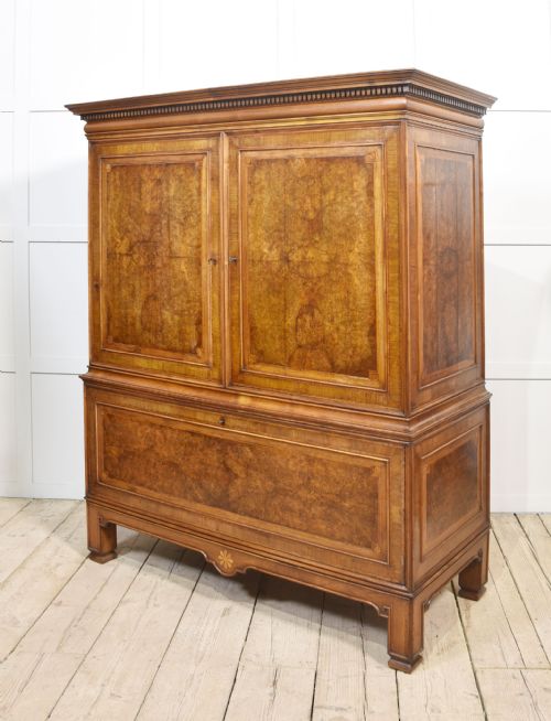 FIGURED WALNUT PRESS CUPBOARD - ADDITIONAL PHOTO 10