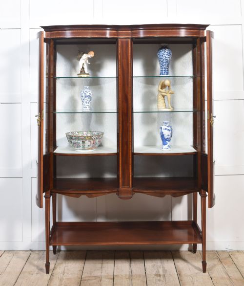 MAHOGANY BOW FRONT DISPLAY CABINET - ADDITIONAL PHOTO 1