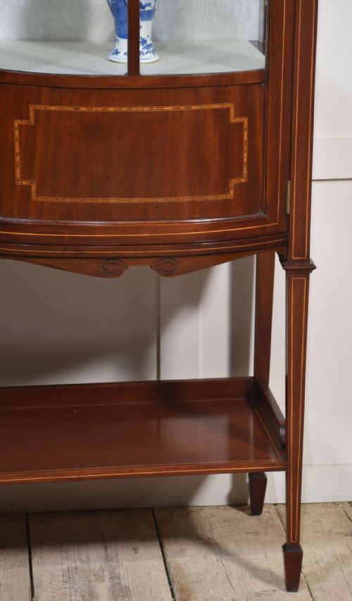 MAHOGANY BOW FRONT DISPLAY CABINET - ADDITIONAL PHOTO 2