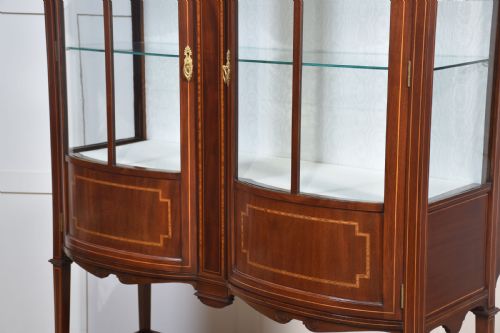 MAHOGANY BOW FRONT DISPLAY CABINET - ADDITIONAL PHOTO 10