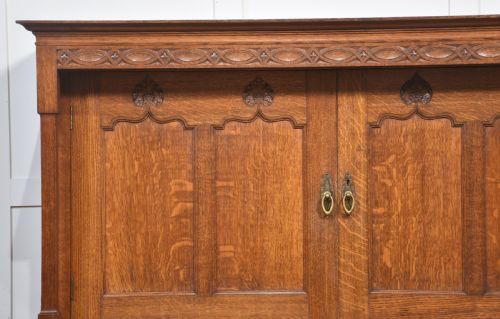 ARTS CRAFTS OAK CUPBOARD - ADDITIONAL PHOTO 1