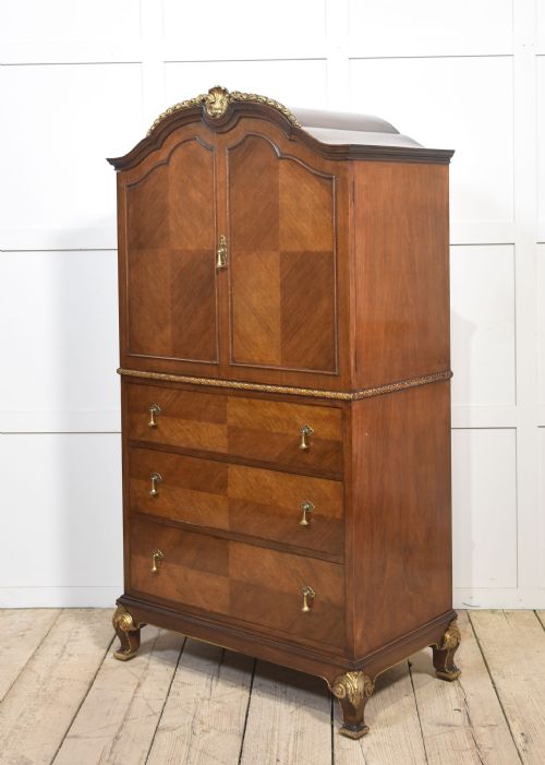 WALNUT FIGURED CABINET - ADDITIONAL PHOTO 5