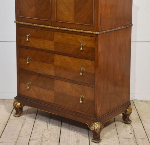 WALNUT FIGURED CABINET - ADDITIONAL PHOTO 7