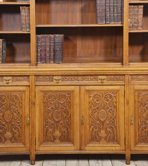 LARGE CARVED OAK BOOKCASE - ADDITIONAL PHOTO 4