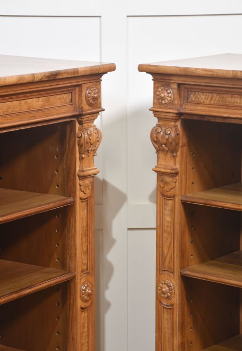 PAIR OF 19TH CENTURY WALNUT OPEN BOOKCASES - ADDITIONAL PHOTO 4