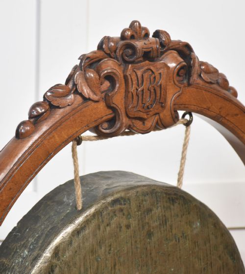 OAK FRAMED DINNER GONG - ADDITIONAL PHOTO 1