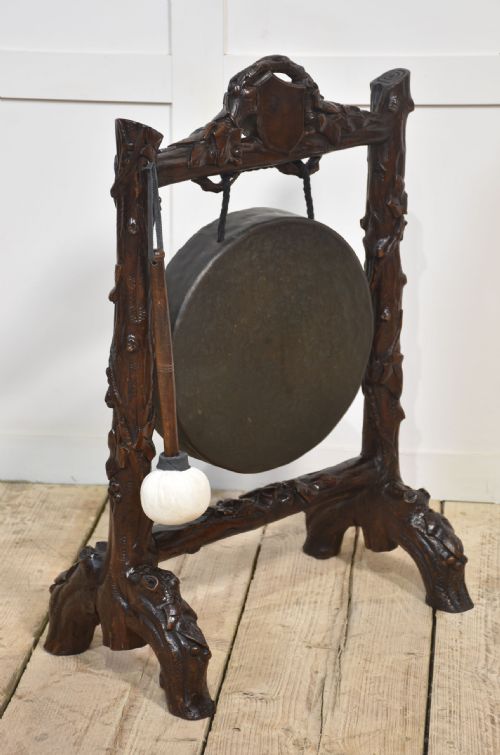 CARVED OAK FRAMED DINNER GONG - ADDITIONAL PHOTO 1