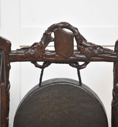 CARVED OAK FRAMED DINNER GONG - ADDITIONAL PHOTO 3