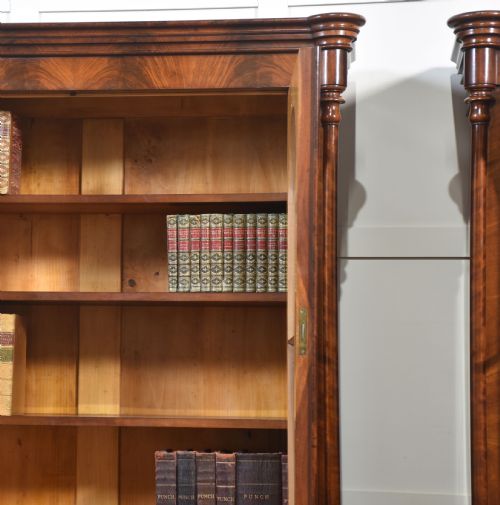 PAIR OF MAHOGANY LIBRARY BOOKCASES - ADDITIONAL PHOTO 7