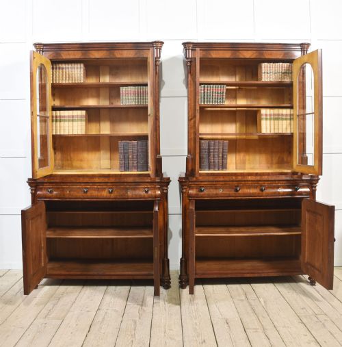 PAIR OF MAHOGANY LIBRARY BOOKCASES - ADDITIONAL PHOTO 8