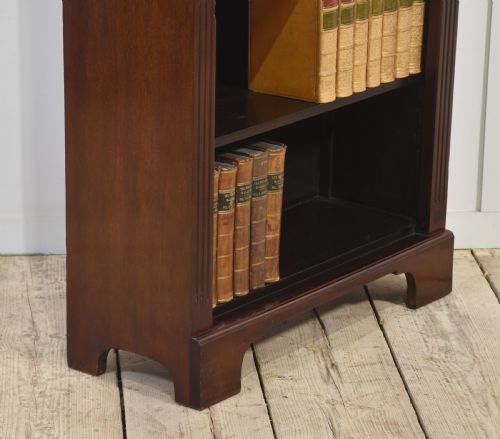 MAHOGANY OPEN BOOKCASE - ADDITIONAL PHOTO 4