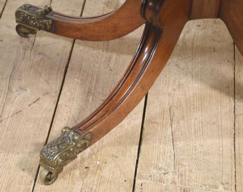 REGENCY MAHOGANY BREAKFAST TABLE - ADDITIONAL PHOTO 3