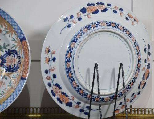 PAIR OF JAPANESE IMARI PLATES - ADDITIONAL PHOTO 8