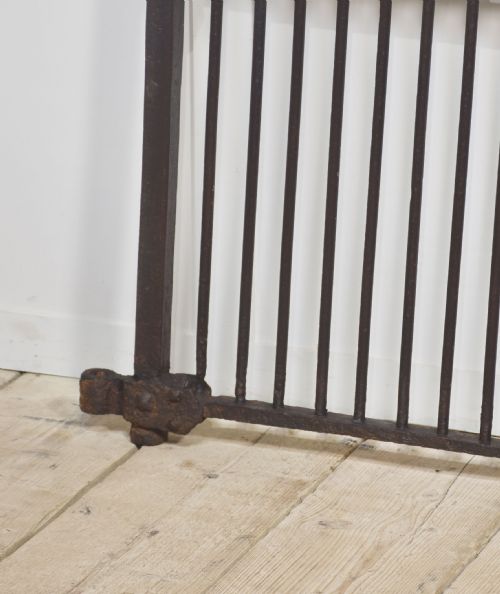 PAIR OF 19TH CENTURY CAST AND WROUGHT IRON GATES - ADDITIONAL PHOTO 6