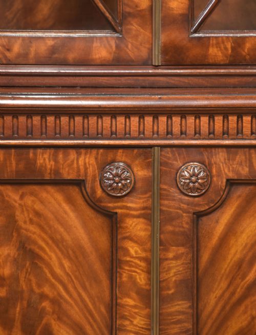 GEORGE III STYLE MAHOGANY BREAKFRONT LIBRARY BOOKCASE - ADDITIONAL PHOTO 3