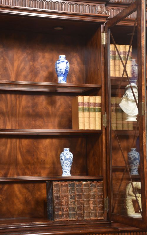 GEORGE III STYLE MAHOGANY BREAKFRONT LIBRARY BOOKCASE - ADDITIONAL PHOTO 5