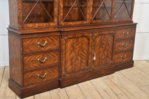 GEORGE III STYLE MAHOGANY BREAKFRONT LIBRARY BOOKCASE - ADDITIONAL PHOTO 14