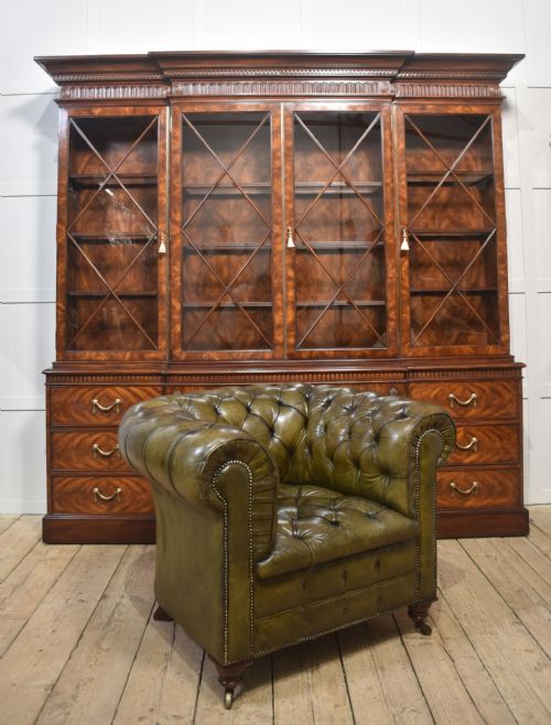 LEATHER CHESTERFIELD CLUB CHAIR - ADDITIONAL PHOTO 9
