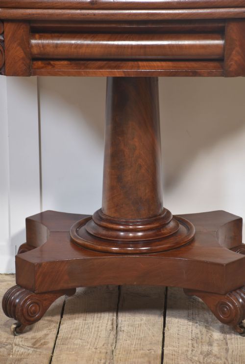 PAIR OF MAHOGANY TEA TABLES - ADDITIONAL PHOTO 3