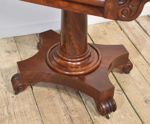 PAIR OF MAHOGANY TEA TABLES - ADDITIONAL PHOTO 9