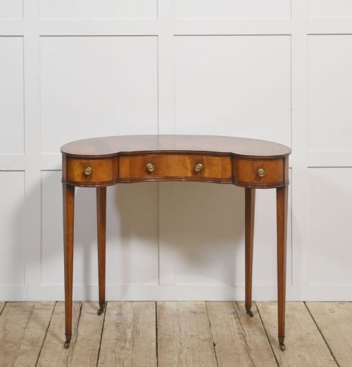 MAHOGANY KIDNEY SHAPED LADYS DRESSING TABLE - ADDITIONAL PHOTO 1