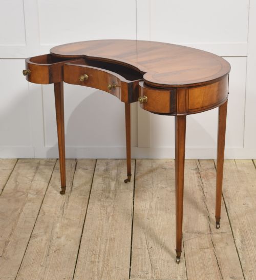 MAHOGANY KIDNEY SHAPED LADYS DRESSING TABLE - ADDITIONAL PHOTO 6