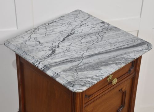 PAIR OF WALNUT MARBLE TOP BEDSIDE CABINETS - ADDITIONAL PHOTO 7