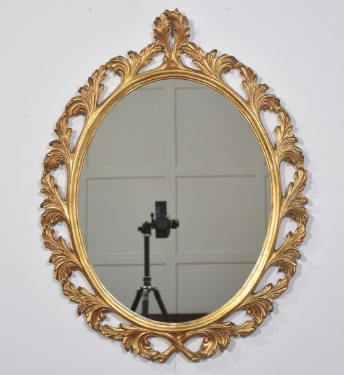 giltwood oval wall mirror - CATEGORY: ANTIQUE MIRRORS - DATED 1900