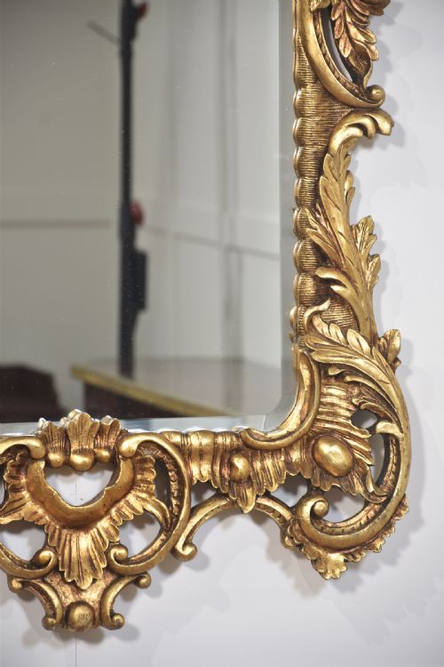 PAIR OF BAROQUE STYLE CARVED AND GILDED MIRRORS - ADDITIONAL PHOTO 9