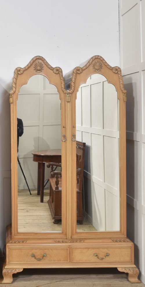 NEAR PAIR OF WALNUT WARDROBES - ADDITIONAL PHOTO 15