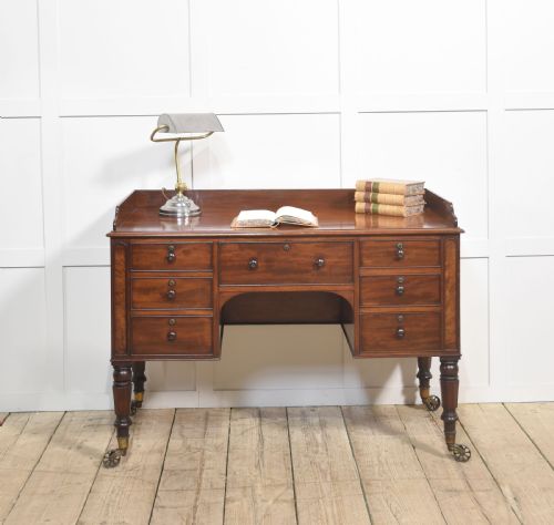 19TH CENTURY MAHOGANY WRITING TABLE - ADDITIONAL PHOTO 3