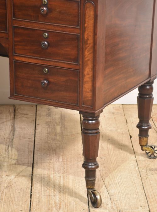 19TH CENTURY MAHOGANY WRITING TABLE - ADDITIONAL PHOTO 7