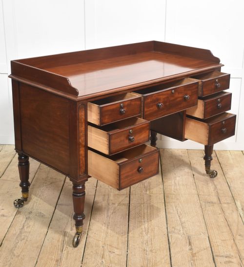 19TH CENTURY MAHOGANY WRITING TABLE - ADDITIONAL PHOTO 11