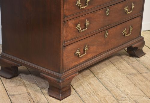 GEORGE III MAHOGANY BUREAU - ADDITIONAL PHOTO 7