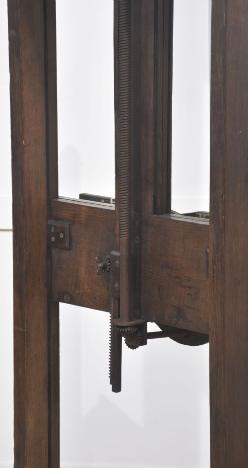 FULLY ADJUSTABLE OAK ARTISTS EASEL - ADDITIONAL PHOTO 7