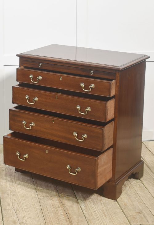 PAIR OF MAHOGANY BACHELORS CHESTS - ADDITIONAL PHOTO 1