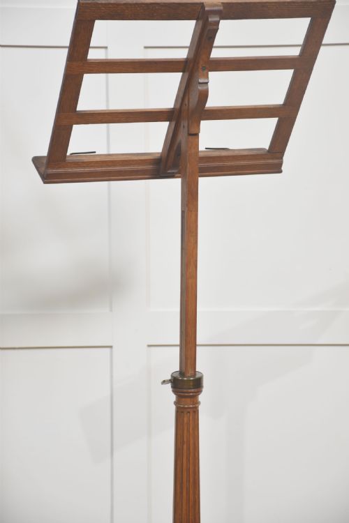 PAIR OF OAK ADJUSTABLE MUSIC STANDS - ADDITIONAL PHOTO 2