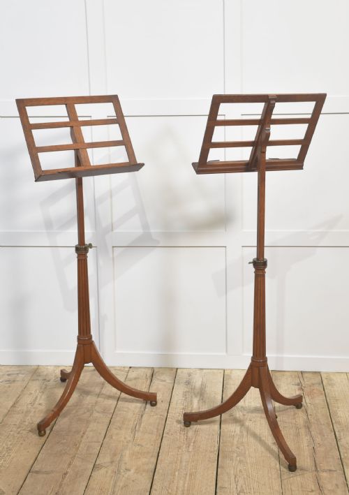 PAIR OF OAK ADJUSTABLE MUSIC STANDS - ADDITIONAL PHOTO 4
