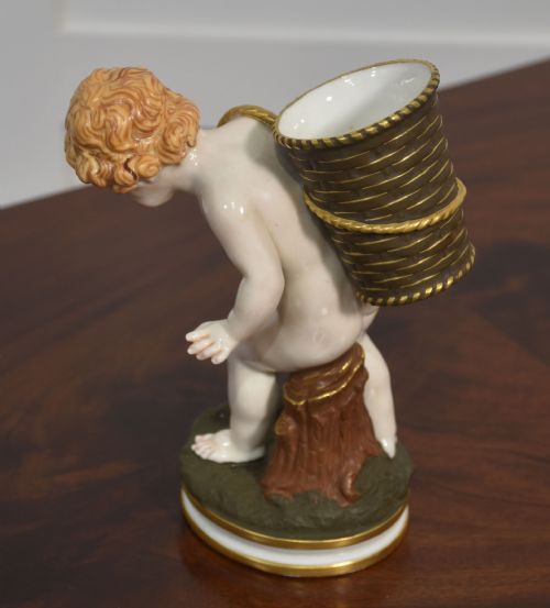 ROYAL WORCESTER PORCELAIN FIGURE CHERUB WITH BASKET - ADDITIONAL PHOTO 7