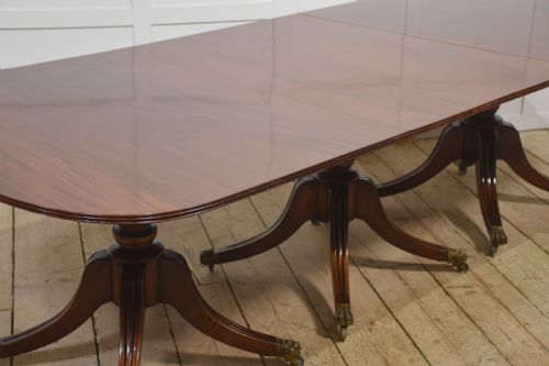MAHOGANY TRIPLE PEDESTAL DINING TABLE - ADDITIONAL PHOTO 10