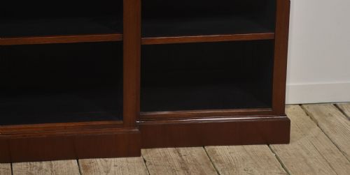 MAHOGANY BREAKFRONT OPEN BOOKCASE - ADDITIONAL PHOTO 9