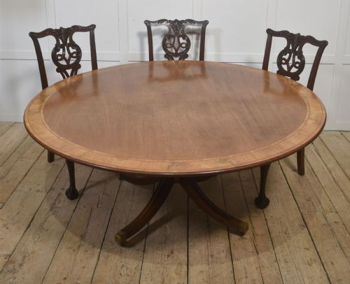 ELEGANT GEORGIANSTYLE MAHOGANY PEDESTAL DINING TABLE - ADDITIONAL PHOTO 8