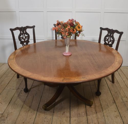 ELEGANT GEORGIANSTYLE MAHOGANY PEDESTAL DINING TABLE - ADDITIONAL PHOTO 9