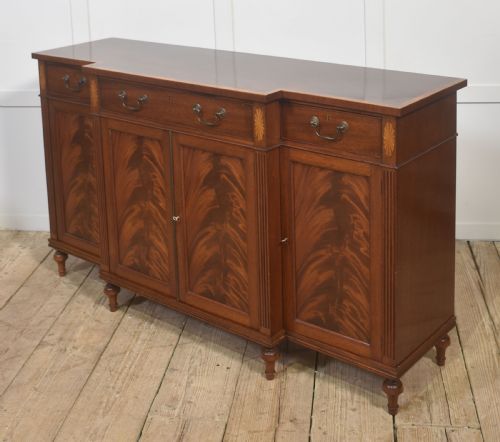 GEORGE IIISTYLE MAHOGANY SIDEBOARD - ADDITIONAL PHOTO 9