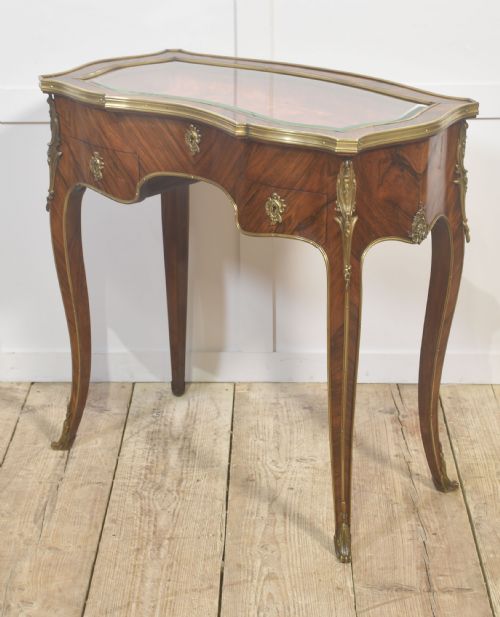 FRENCH GILTBRONZE MOUNTED BIJOUTERIE TABLE - ADDITIONAL PHOTO 2