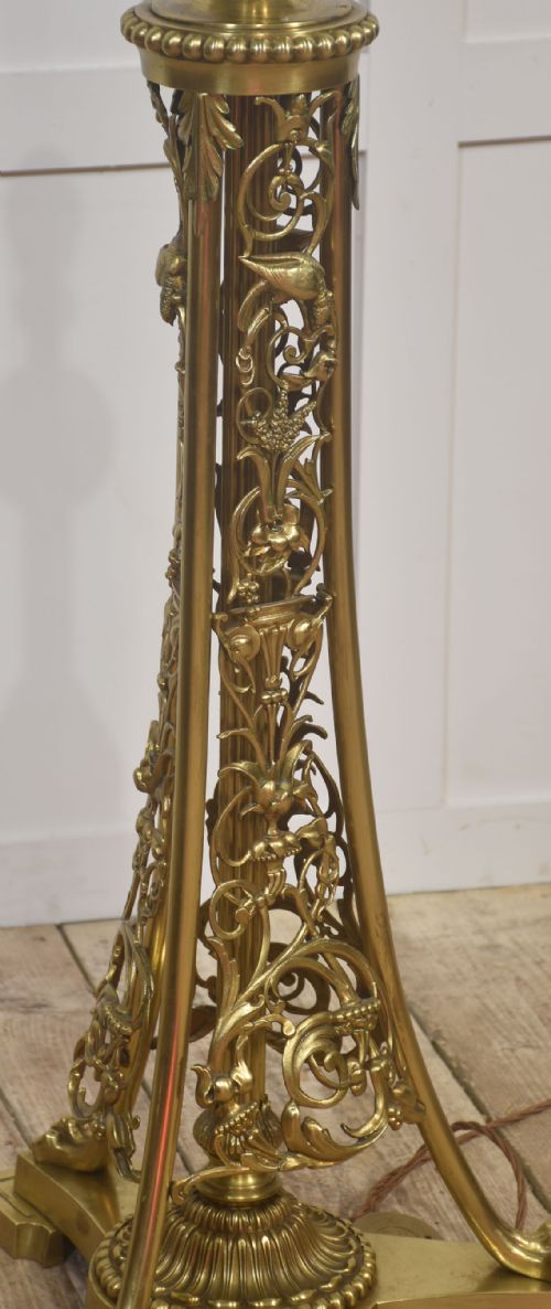 ORNATE BRASS FLOOR LAMP WITH FLORAL OPENWORK BASE - ADDITIONAL PHOTO 10