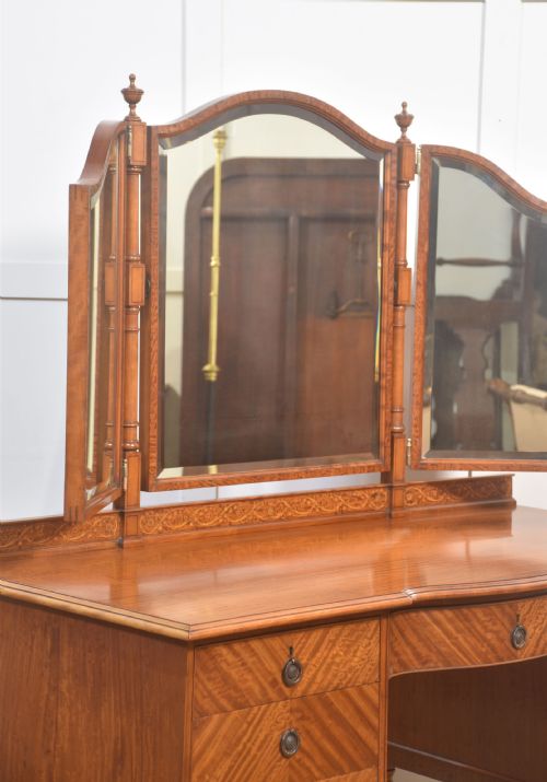 SATINWOOD INLAID DRESSING TABLE - ADDITIONAL PHOTO 2