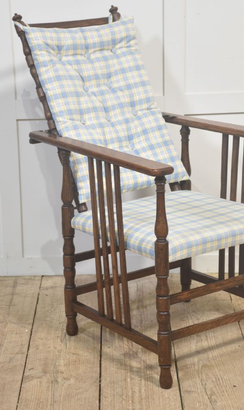 ADJUSTABLE RECLINING UPHOLSTERED OAK ARMCHAIR - ADDITIONAL PHOTO 2