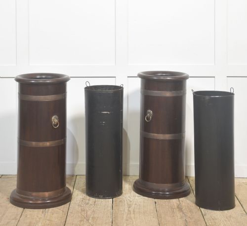 PAIR OF 19TH CENTURY MAHOGANY UMBRELLA STANDS WITH BRASS MOUNTS - ADDITIONAL PHOTO 3